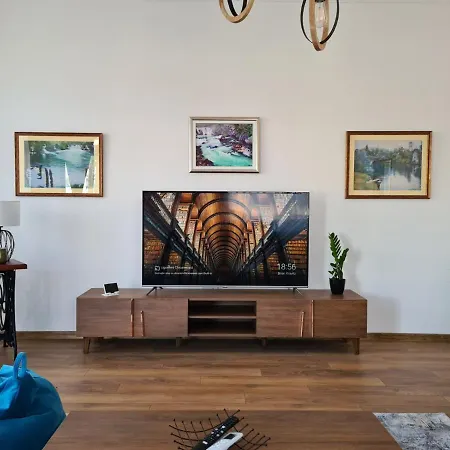 Apartment Penthouse City Center *